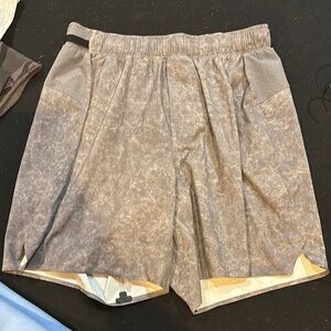 lululemon athletica Men's Athletic Shorts - Gray with Beige Accents